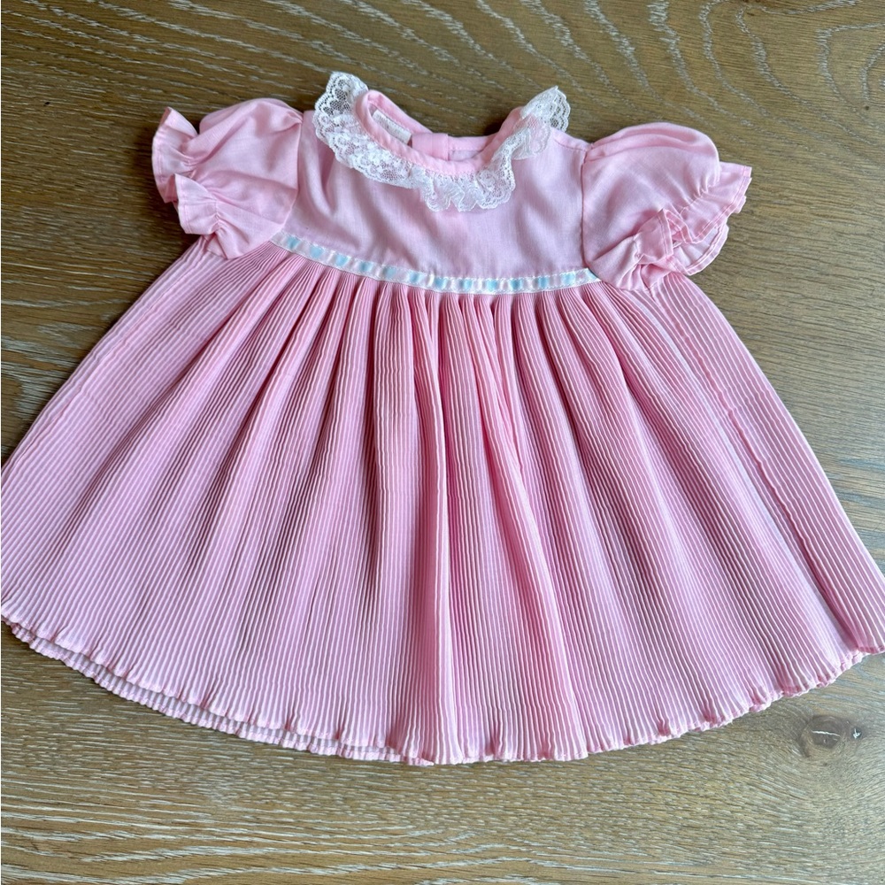 Roanna Baby girls size 9 Mos pleated pink Vintage dress Lace‎ collar cottagecore - Picture 3 of 8
